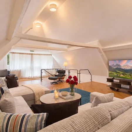 200qm I 3 Schlafzimmer I Garten I Einzigartig Apartment Schlangenbad
